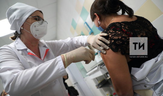 Бер көндә Татарстанда коронавирустан меңгә якын кеше прививка ясаткан