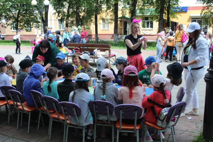 Лениногорск балалары өчен әдәби фестиваль узды (фотолар)