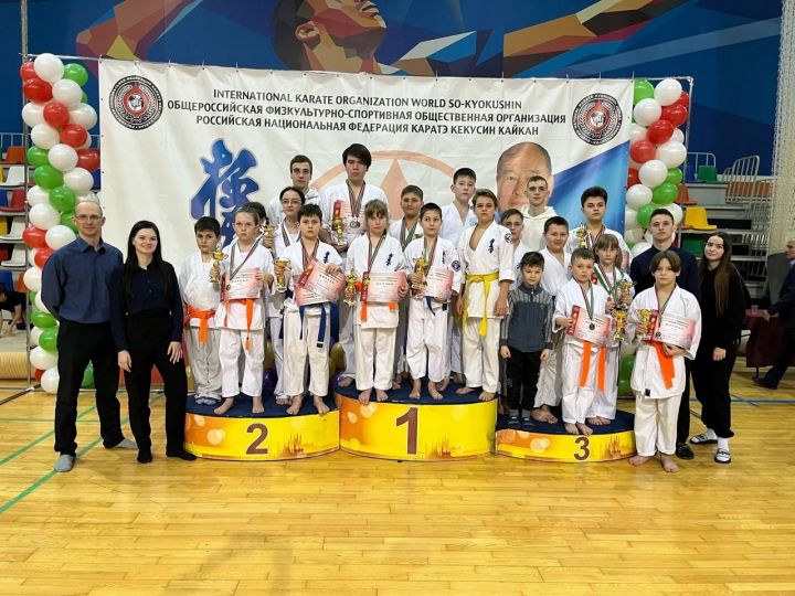Лениногорск каратистлары ярыштан алтын, көмеш һәм бронза медале алып кайттылар