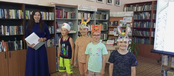 Үзәк китапханәдә «Әкият дөньясында» дип исемләнгән чара үткәрелде (+фотолар)