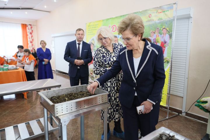 Лениногорскида эшлекле визит белән Россия Дәүләт Думасы депутаты Татьяна Ларионова булып китте