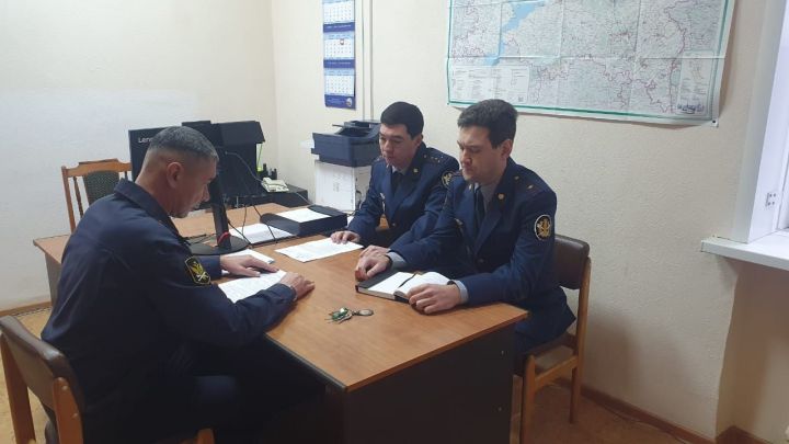 Лениногорск җинаять-башкарма инспекциясе хөкем ителгәннәргә ярдәмгә килә