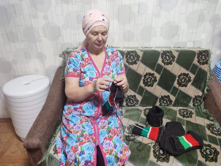 Хәрбиләргә - җылы носкилар һәм тәмле ашлар