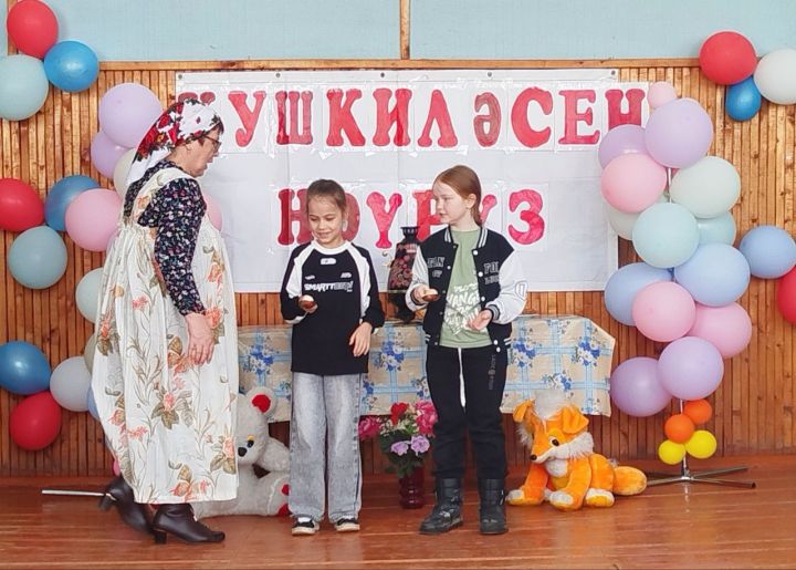 Мичурин авылында узган Нәүрүз бәйрәме малайлар һәм кызларны шатландырды (+фотолар)