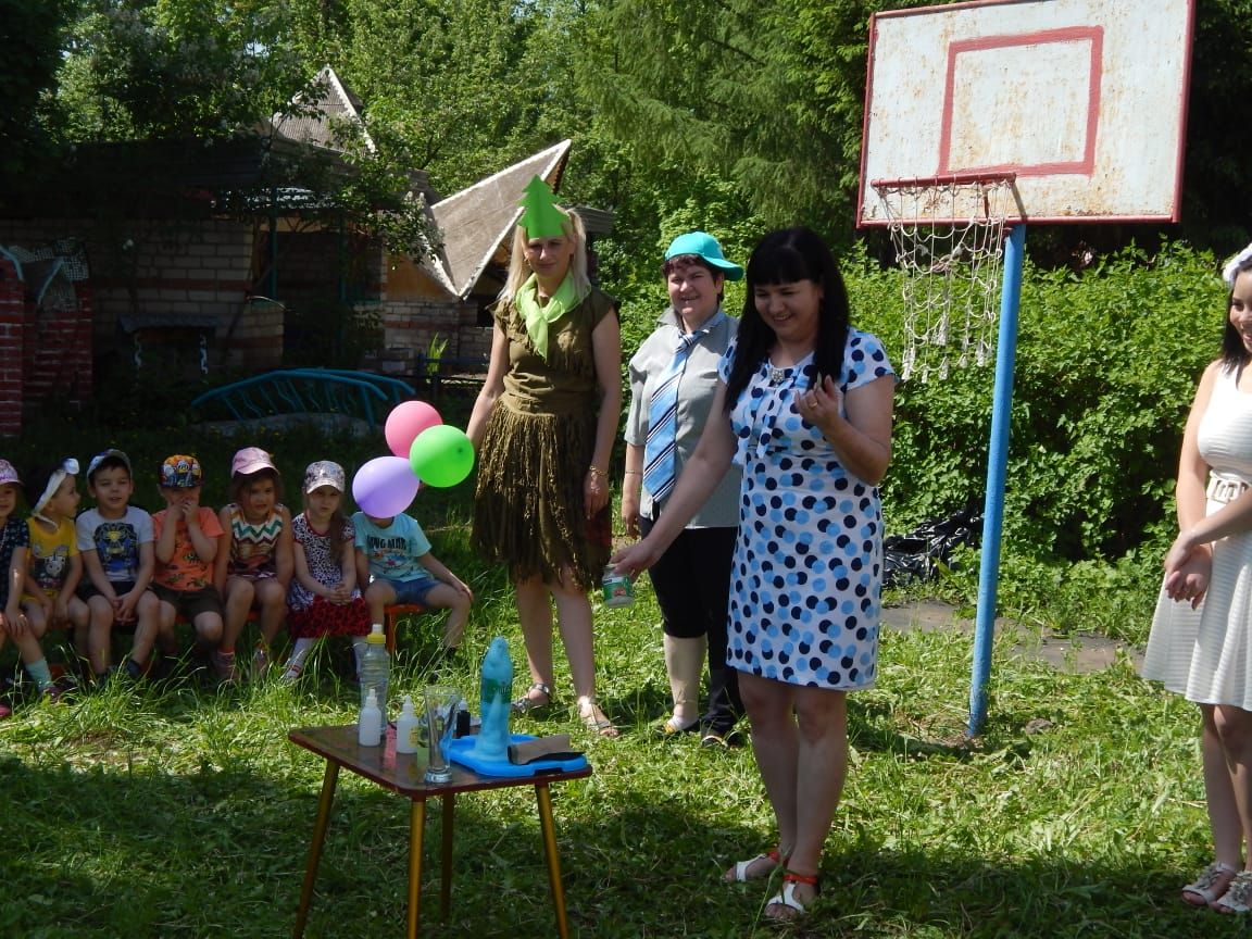 Лениногорскиның 28нче балалар бакчасында "Яшь экологлар" бәйрәме үтте (ФОТОлар)