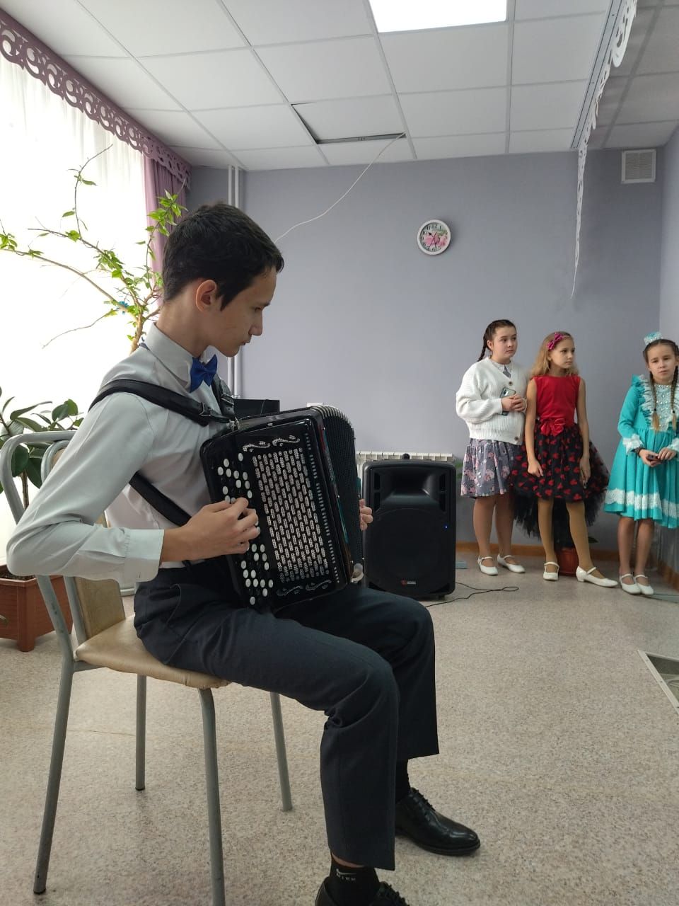 Лениногорскиның өлкәннәр һәм инвалидлар йортында концерт узды