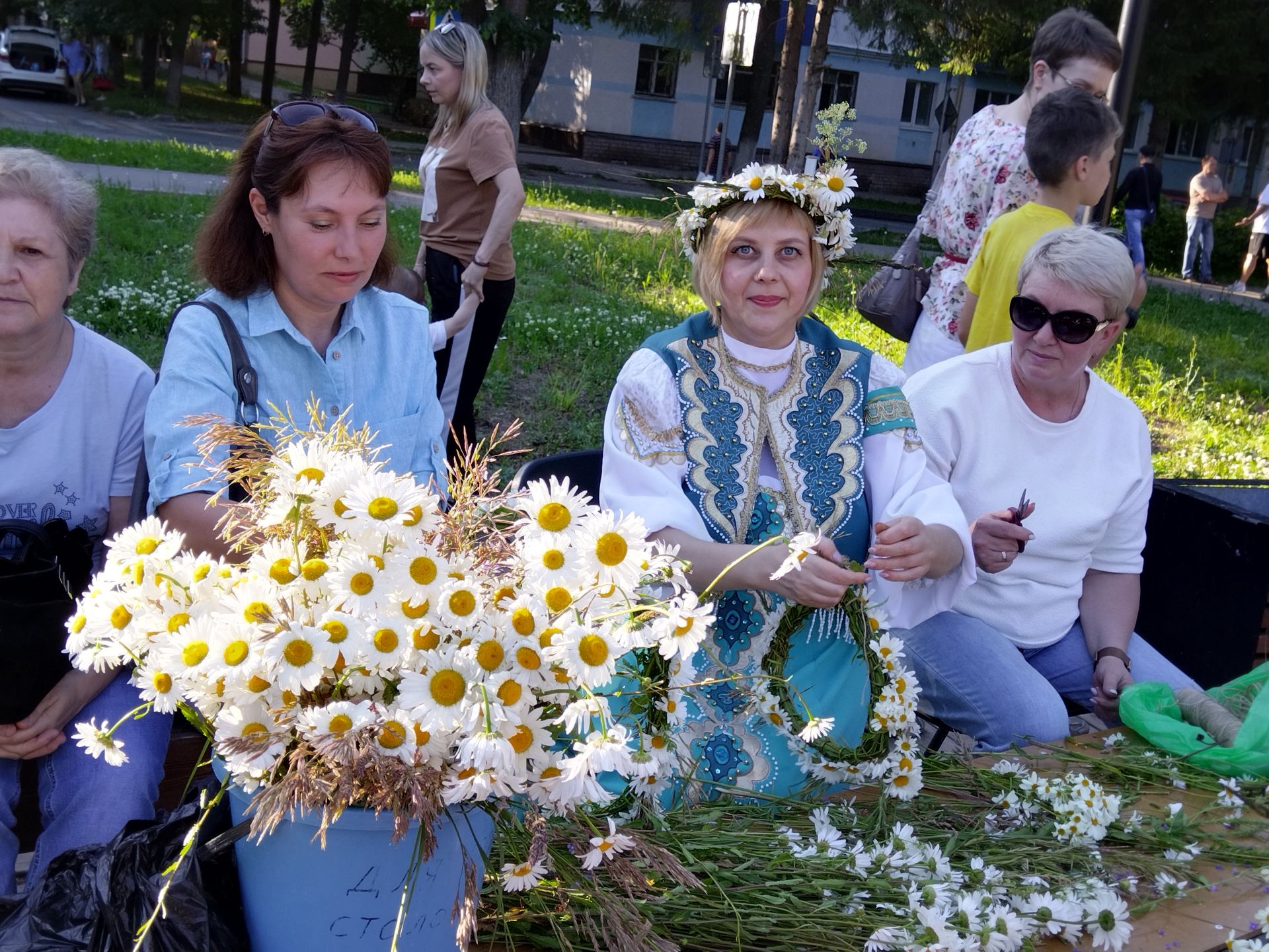 "Балерина" фонтаны янында Гаилә, мәхәббәт һәм тугрылык көне үтте (фоторепортаж)