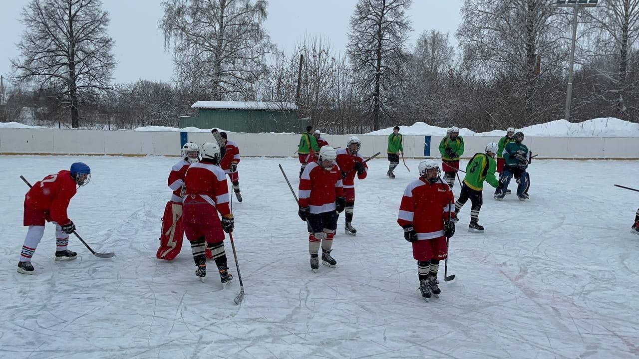 Авыл яшьләре арасында хоккей ярышлары узды