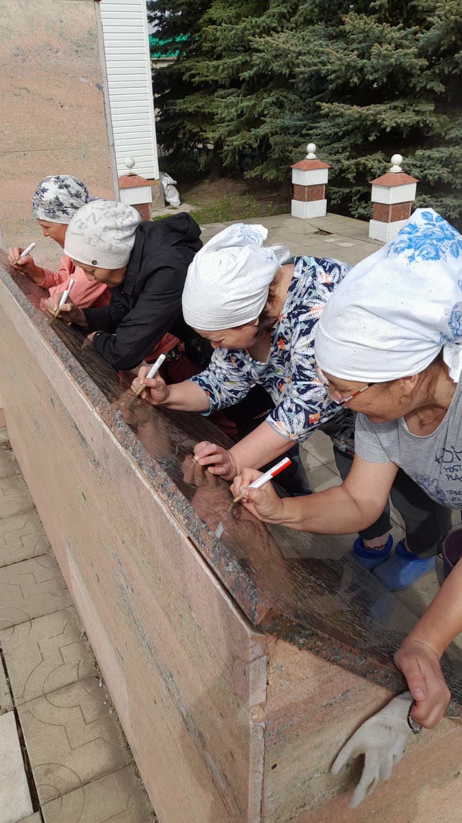 Югары Чыршылы авылы һәйкәлендә язуларны яңарттылар