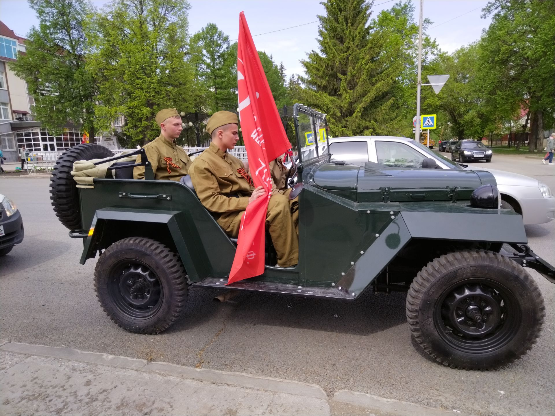 Лениногорскида Бөек Җиңүнең 78 еллыгы уңаеннан автойөреш узды (+фотолар)