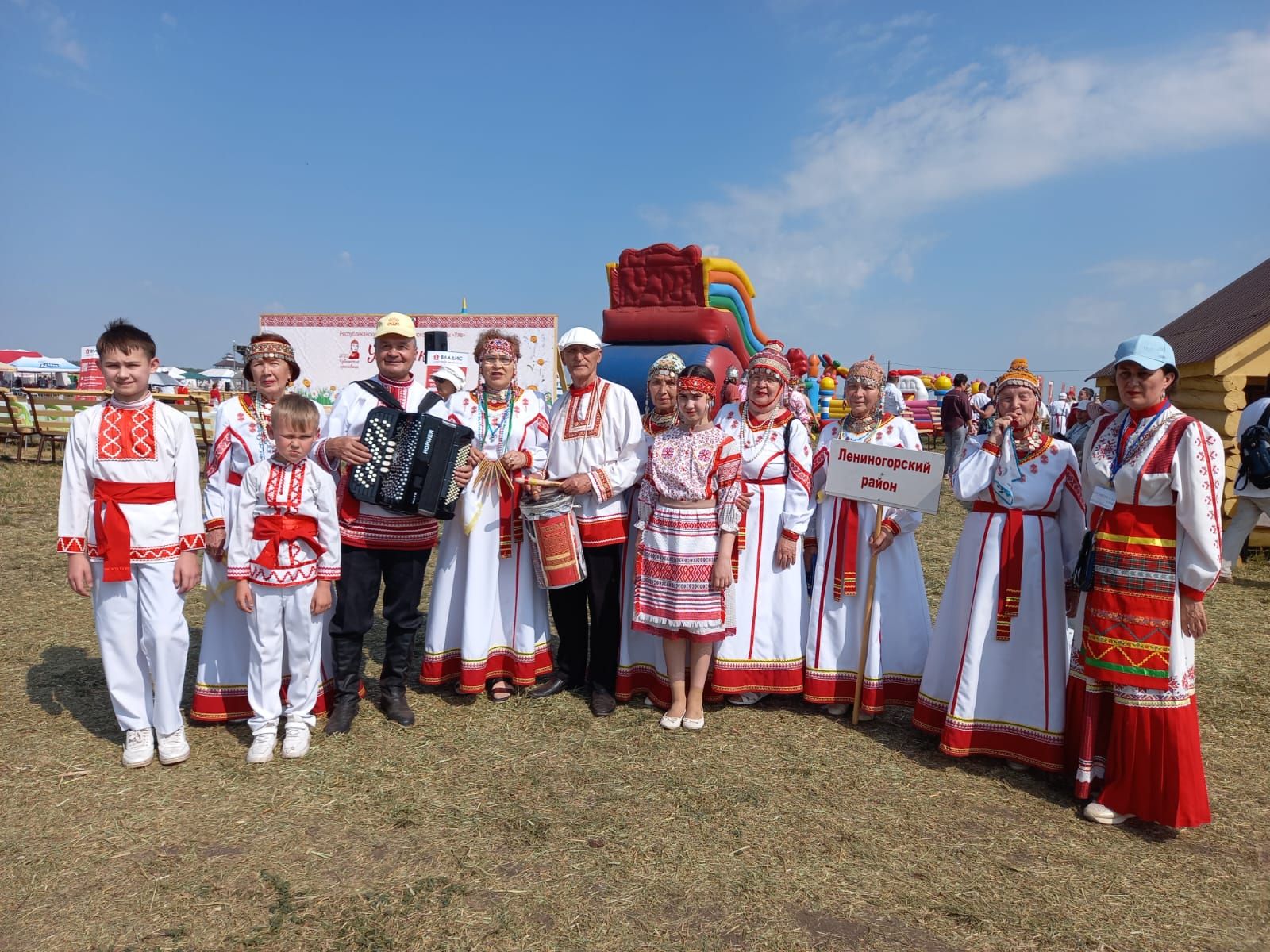 Лениногорскилылар «Уяв» Бөтенроссия чуаш мәдәнияте бәйрәмендә катнашып кайтты