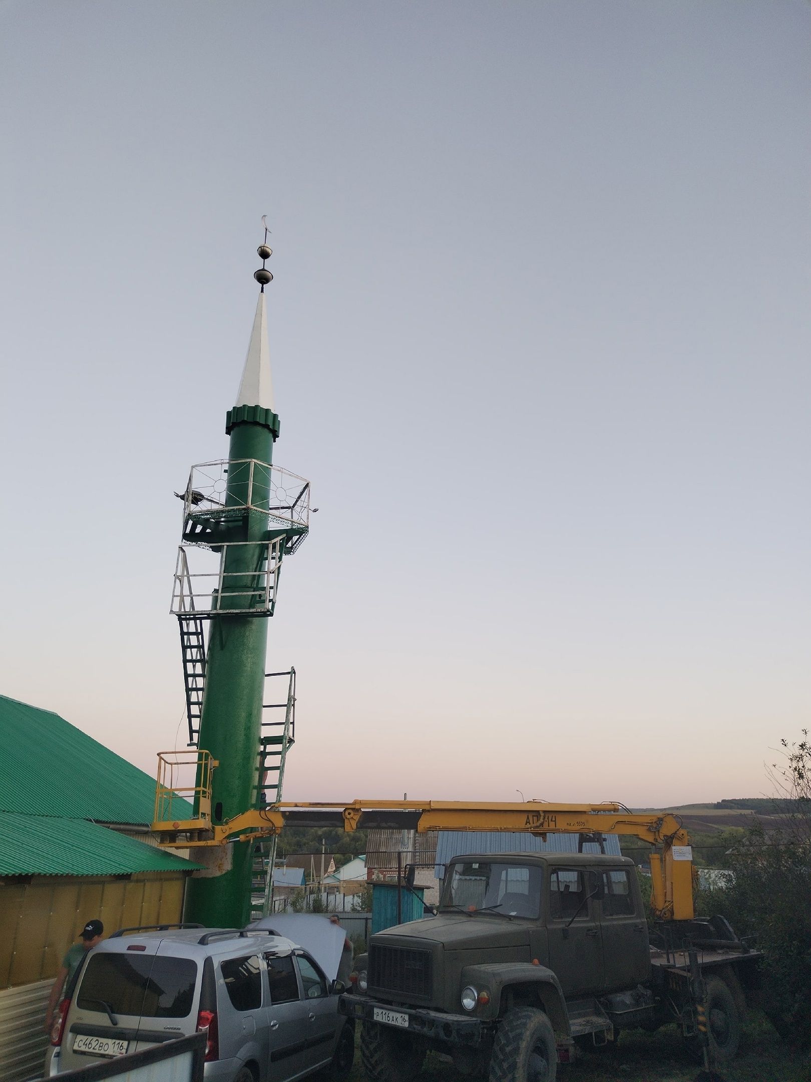 Керкәле авылының мәчет манарасын буяганнар