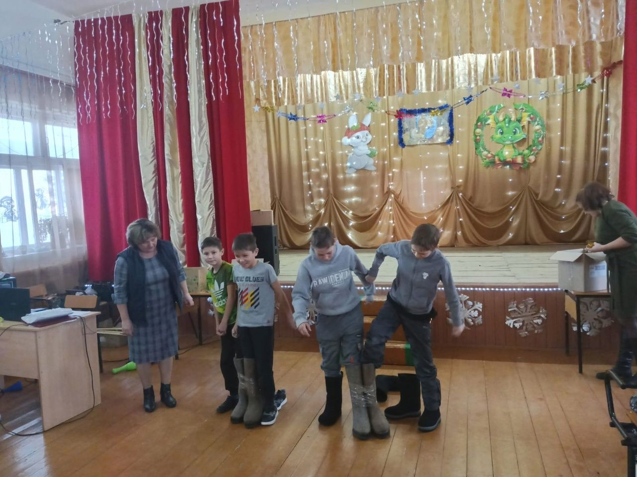Федотовка авылында традициягә кергән Раштуа чыршысы үтте