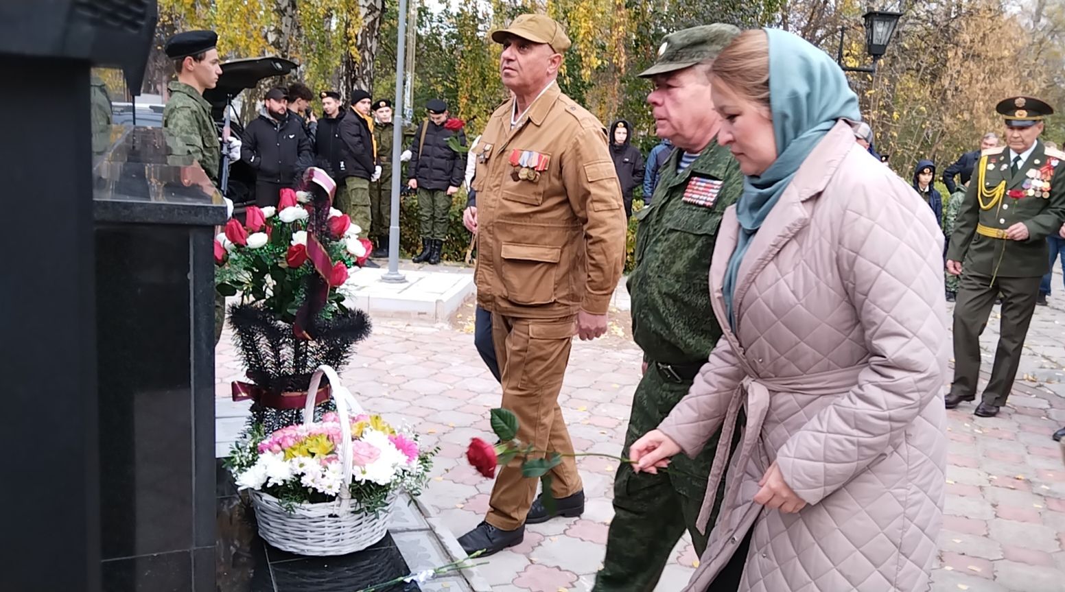 Лениногорскида реконструкциядән соң сугышчы-интернационалистларга һәйкәл ачылды (+фотолар)