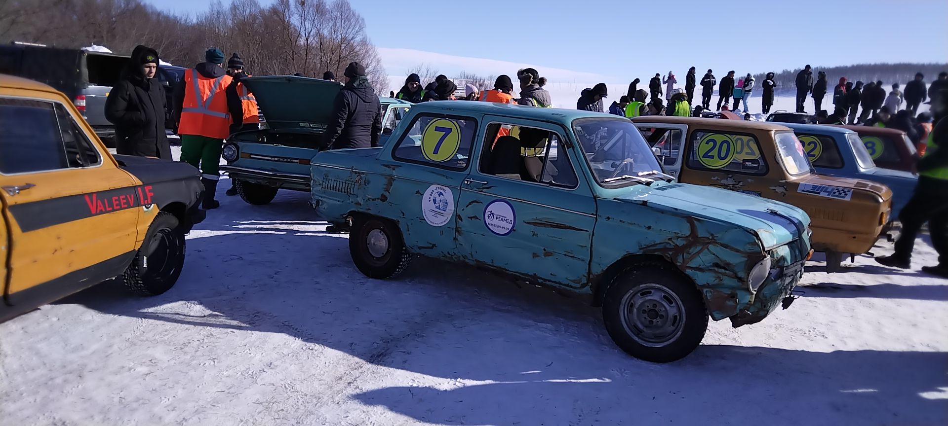 Лениногорскида запорожец автомобильләрендә ралли узышлар узды (+фото һәм видео)