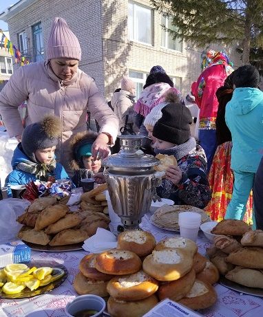 Балалар бакчасында кышны озаттылар (+фотолар)