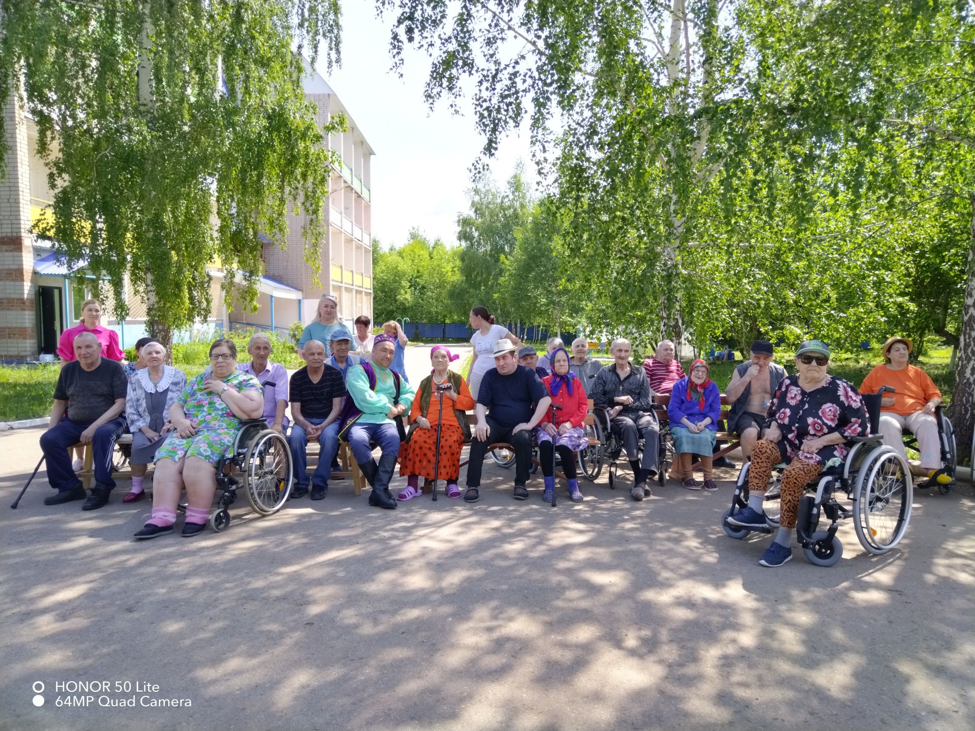 Лениногорск Картлар һәм инвалидлар йортында Сабантуй гөрләде (+фотолар)