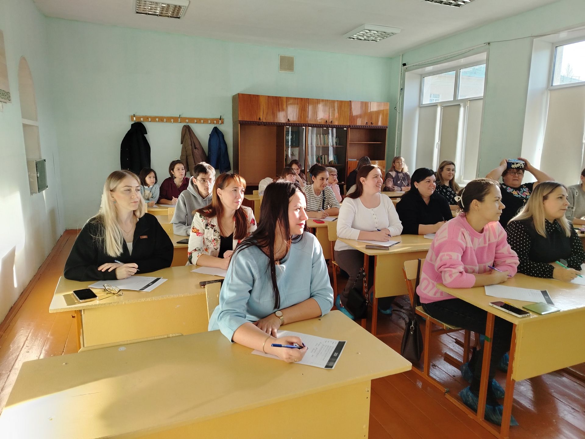 Лениногорскиның 11нче гимназиясендә унынчы «Татарча диктант» акциясе үтте (+фотолар)