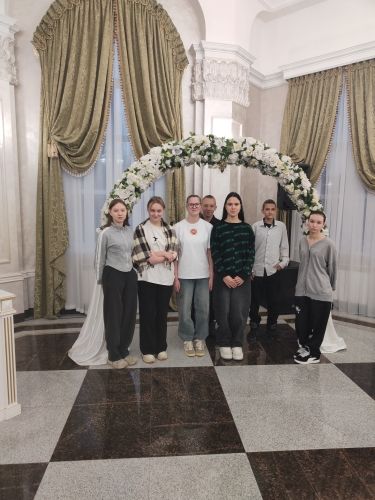 Лениногорск шәһәренең ЗАГС бүлегенә кунакка Балалар йортыннан килделәр