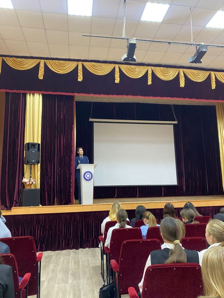 Лениногорск политехник колледж  студентларына бала хокуклары турында сөйләделәр