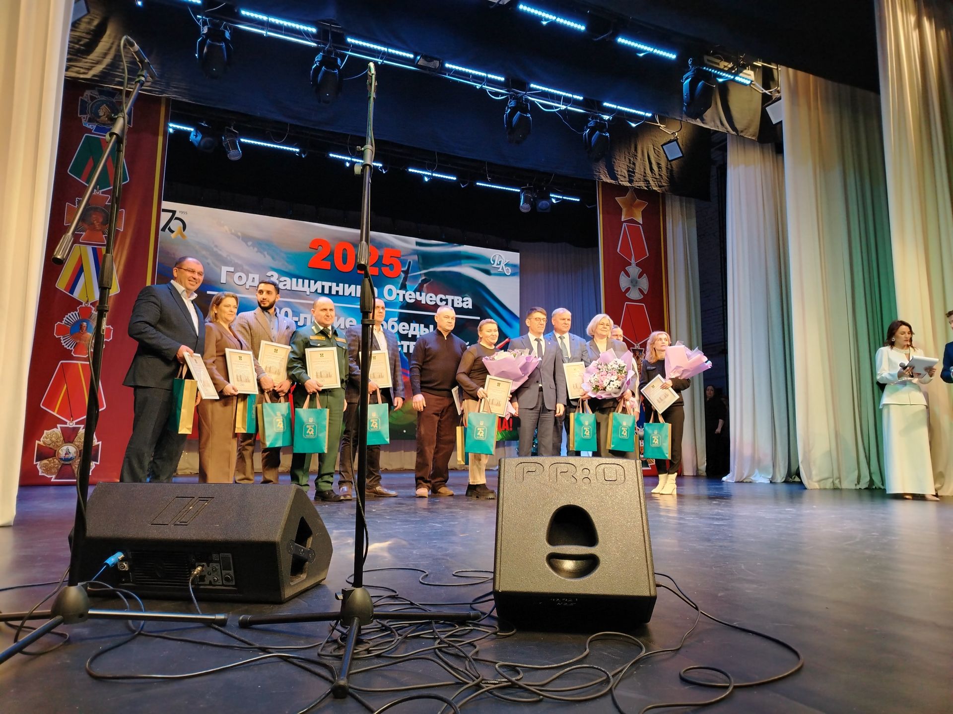 Хәрби данны йөрәкләрдә саклыйсы иде: Лениногорскида Ватанны саклаучылар елы тәмамлану уңаеннан тантаналы чара узды (+фотолар)