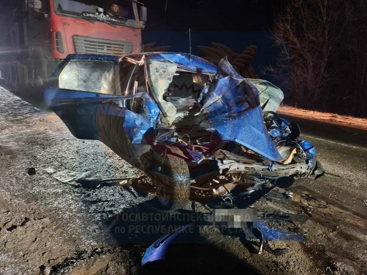 Татарстанда трактор катнашындагы авариядә пассажир кыз һәлак булган