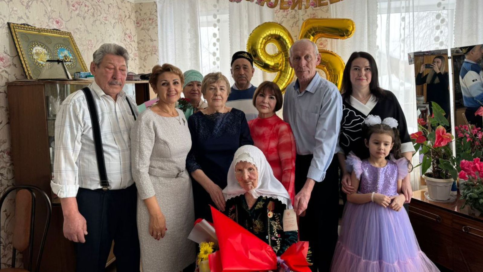 Якташыбыз  Нурсинә әби Заркаева 95 яшен билгеләп үтте