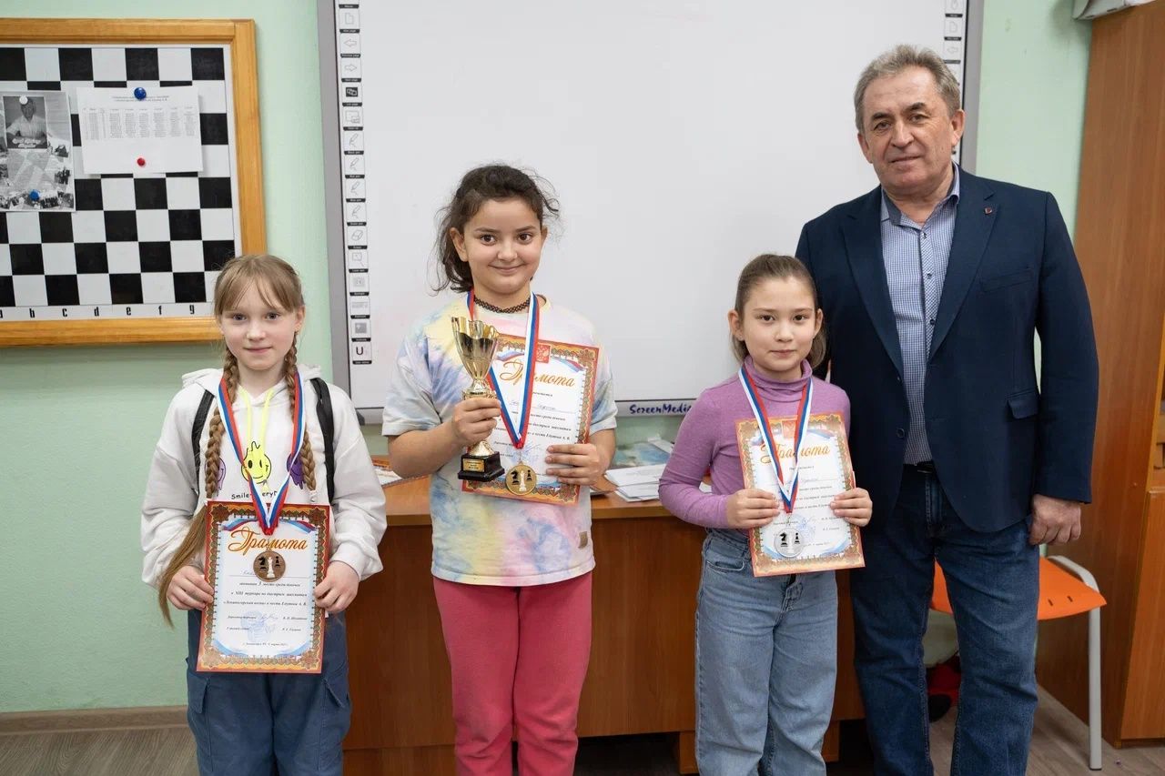 Лениногорскиның шахмат мәктәбендә узган  “Лениногорск язы” турнирында 80 уенчы катнашты