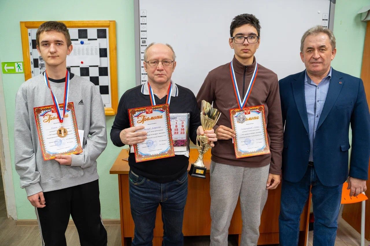 Лениногорскиның шахмат мәктәбендә узган  “Лениногорск язы” турнирында 80 уенчы катнашты