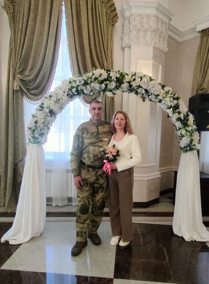 Лениногорск ЗАГС бүлегендә хәрби операция ветераны  никахын рәсмиләштерде (+фотолар)