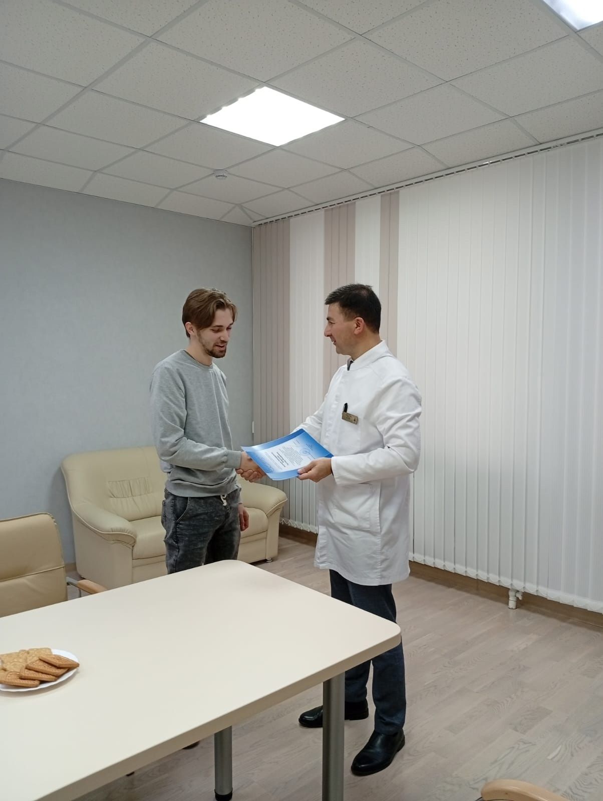 Лениногорск үзәк район хастаханәсендә Казан ординаторлары эшләде