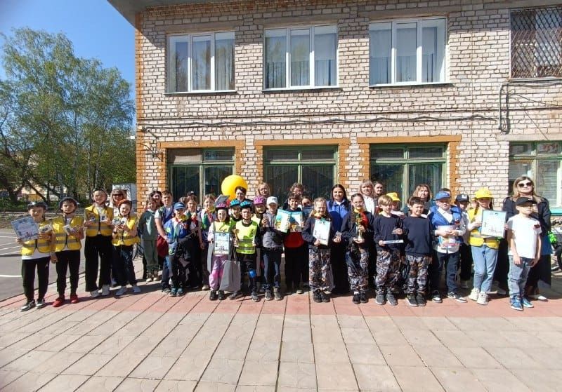 Лениногорскида яшь инспекторлар арасында «Куркынычсыз тәгәрмәч» муниципаль бәйгесе узды