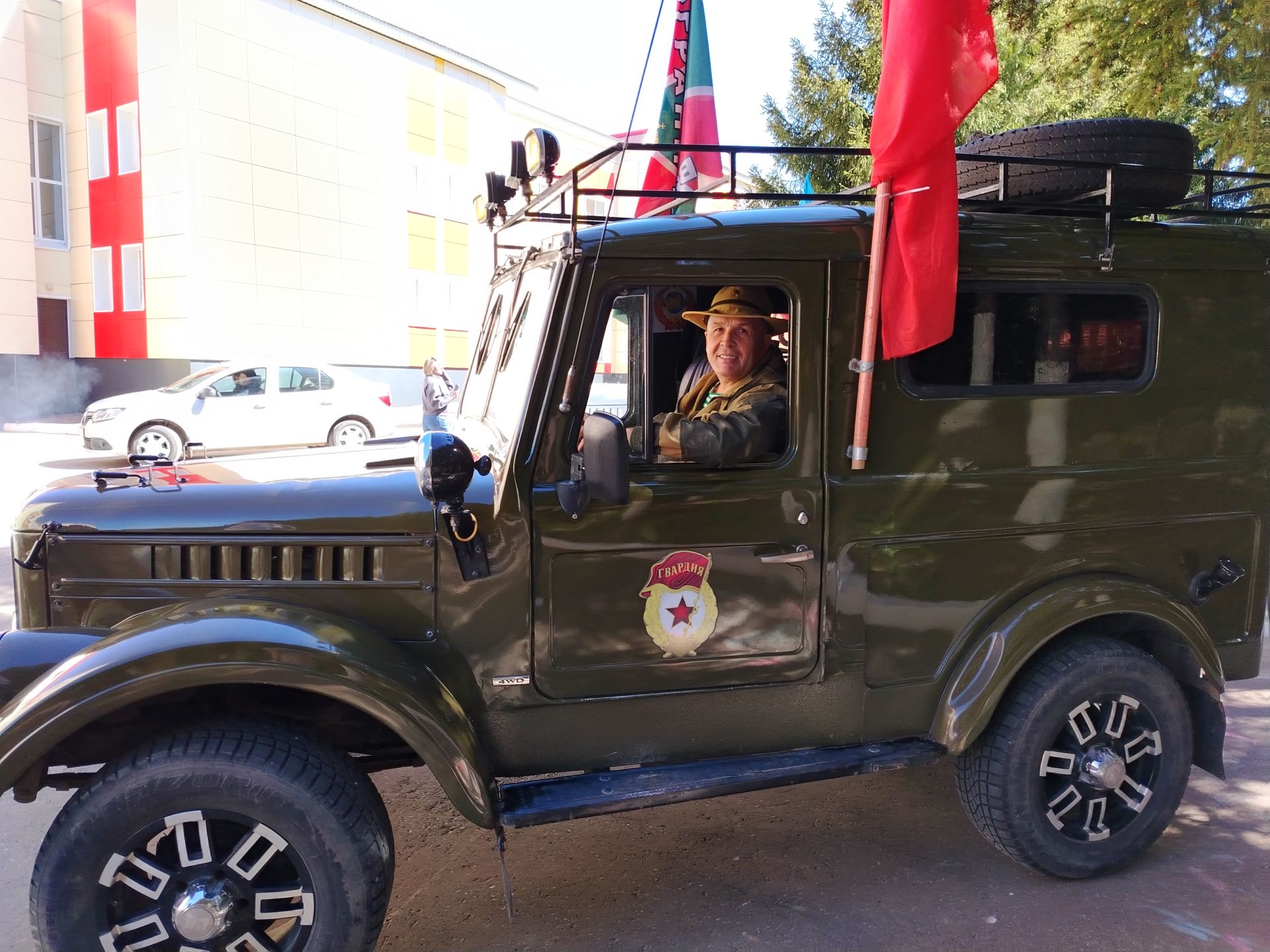 Лениногорскида Бөек Җиңүгә багышланган автойөреш үтте