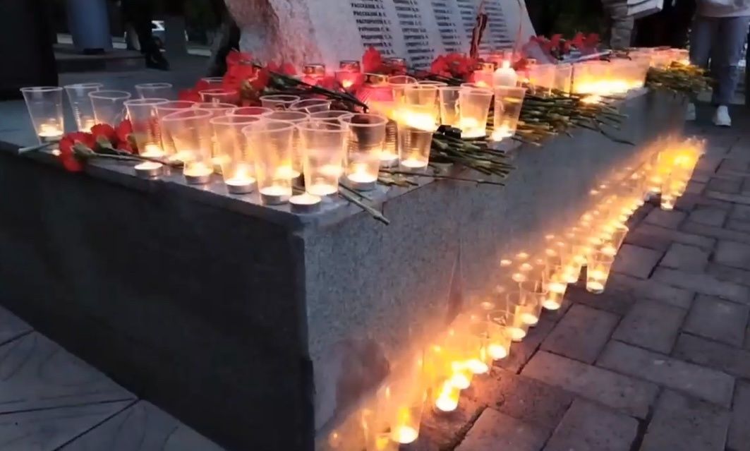 Лениногорскида Хәтер һәм Кайгы көнендә Мәңгелек ут янында митинг була