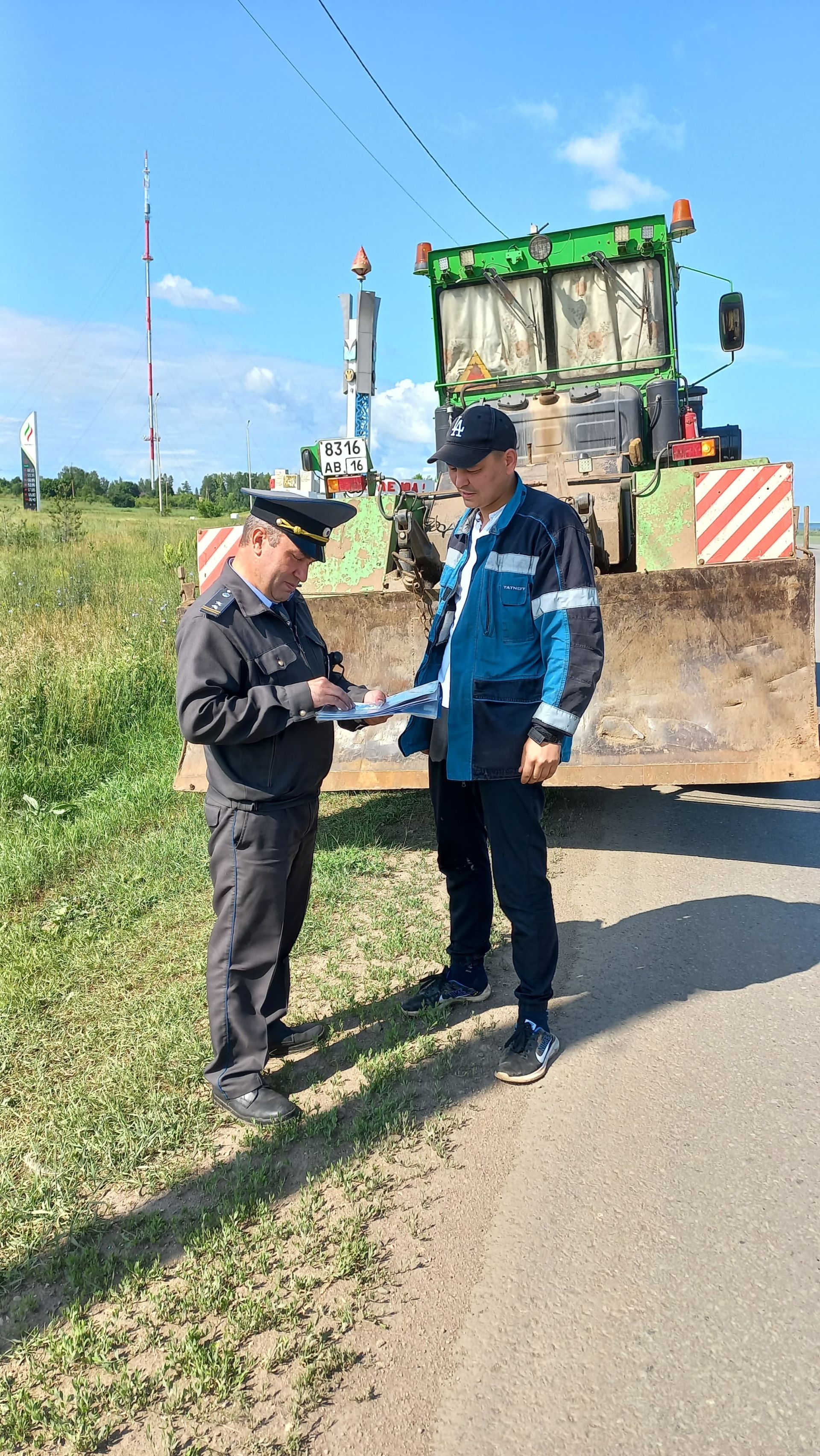 Лениногорск районында үзйөрешле машиналарны һәм тагылмаларны эксплуатацияләү буенча профилактика чаралары дәвам итә