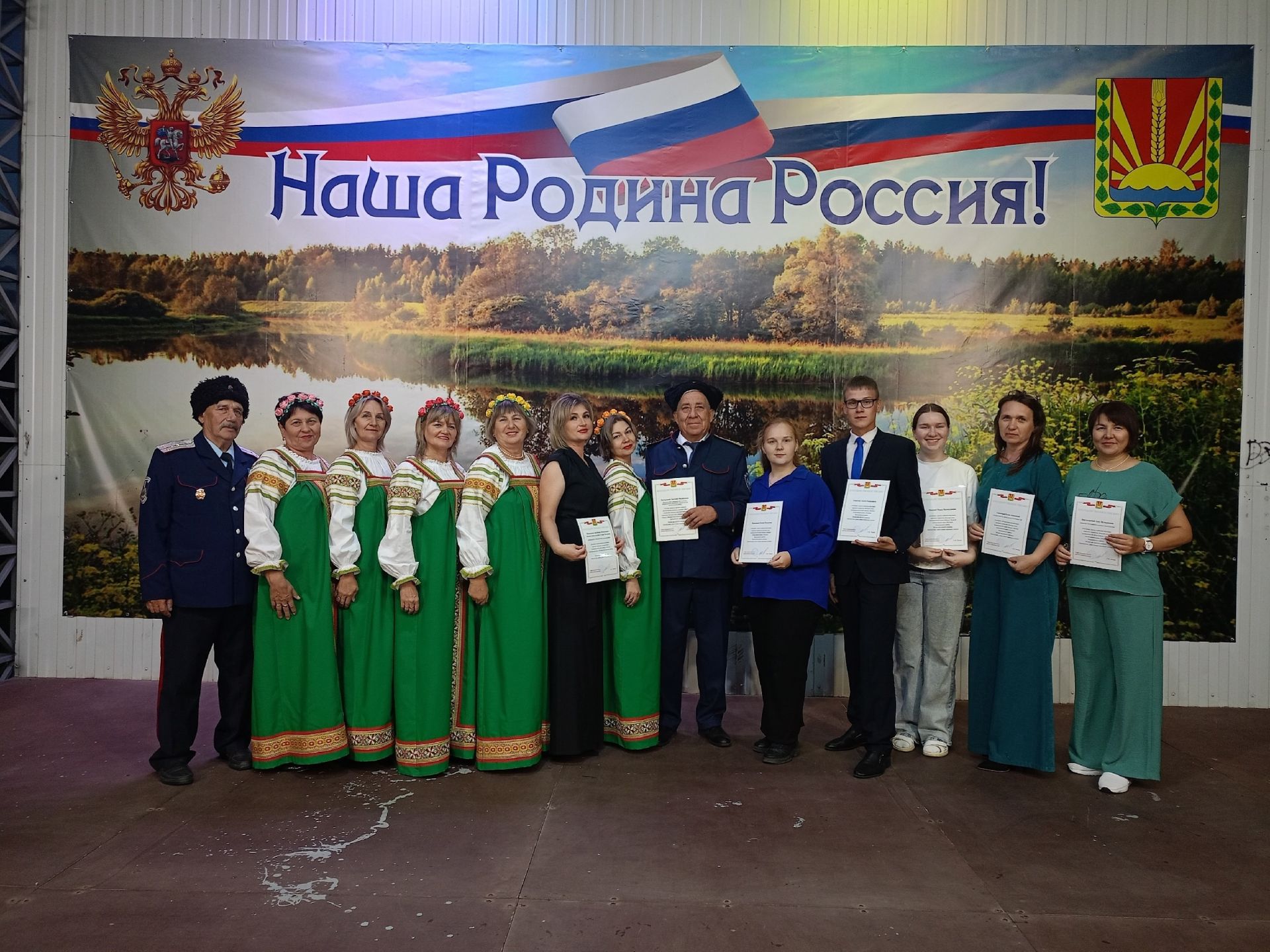 Шөгер үзешчәннәре Шенталы районында фестивальдә булып кайтты