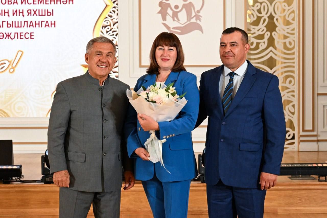 Лениногорскидан Гыйльметдиновлар гаиләсе Татарстан Рәисендә кунакта булды