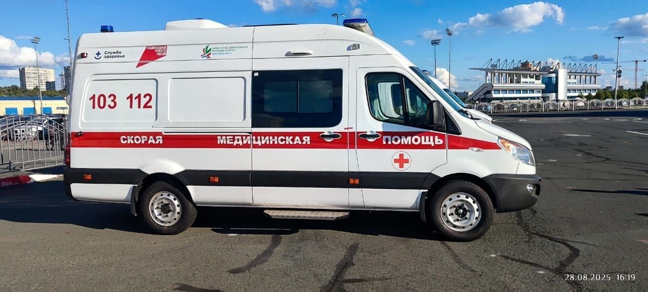 Лениногорск хастаханәләренә яңа машиналар тапшырылды