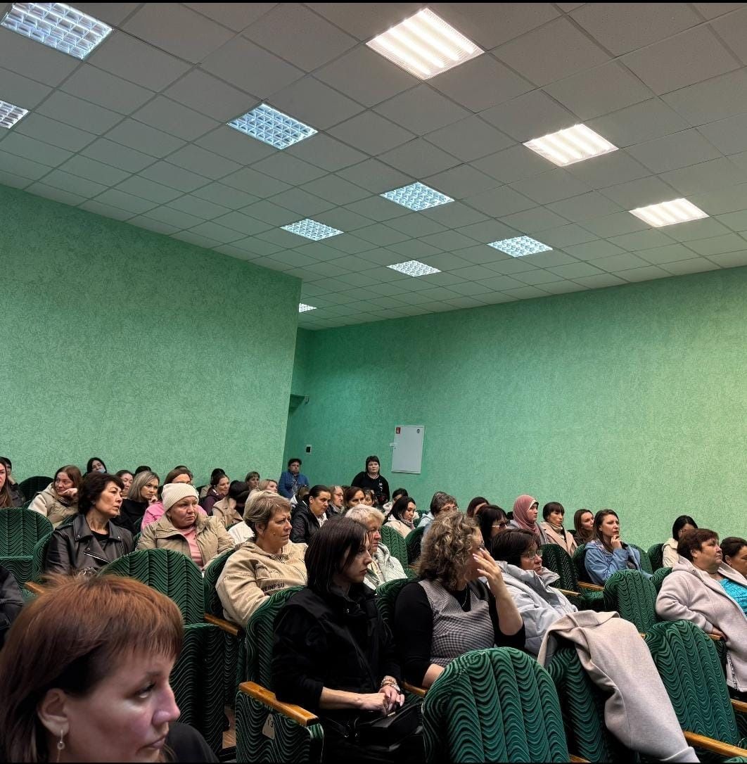 Лениногорск дәүләт автоинспекциясе башлыгы ата-аналар блән җыелыш уздырды