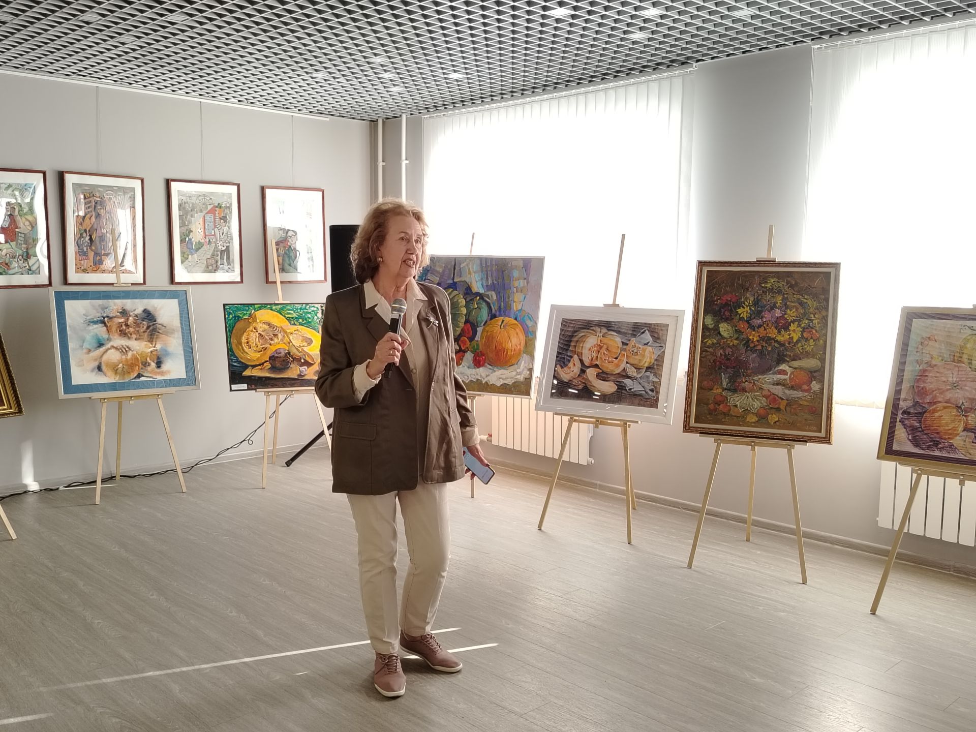 Лениногорск Балалар сәнгать мәктәбендә «Көзге симфония» күргәзмәсе ачылды