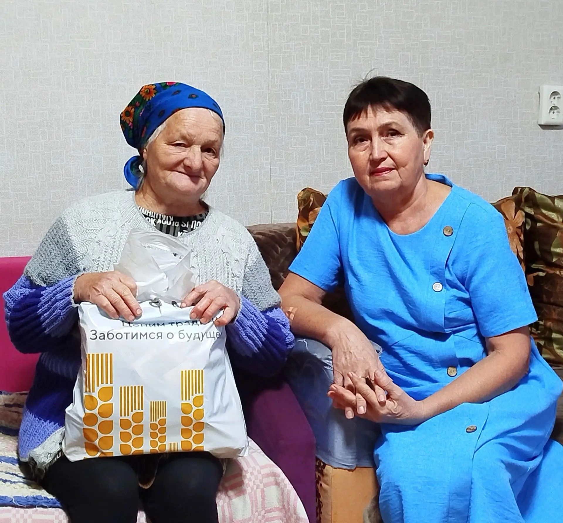 «Август-Лениногорск» өлкәннәргә хөрмәтен күрсәтә