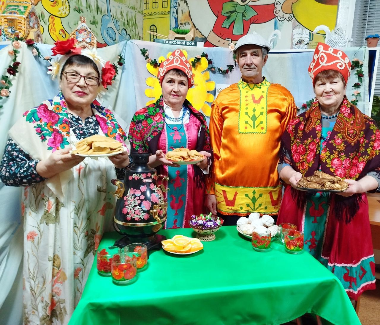 Мичурин авылы китапханәсендә Май чабу атнасына багышланган чара үтте