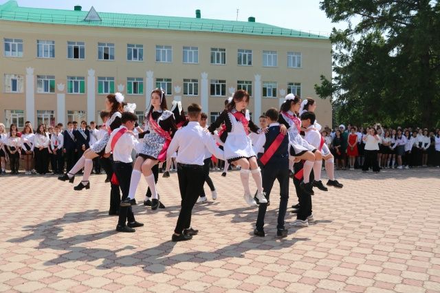 Мәктәпләрдә соңгы кыңгырау 26 майда узачак