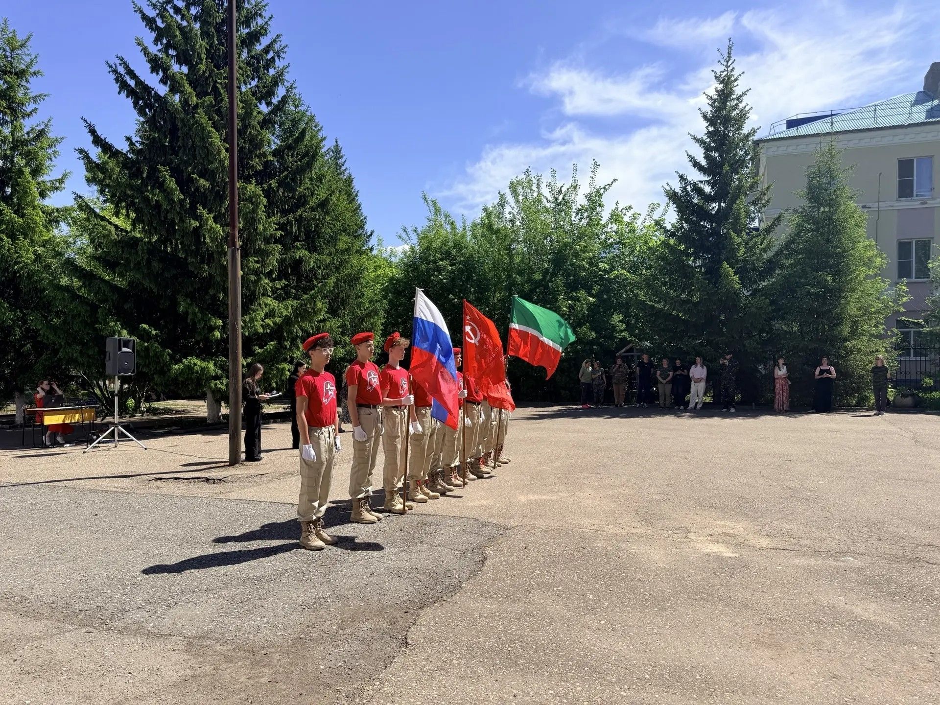 Лениногорскида укучылар өчен хәрби җыеннар бара
