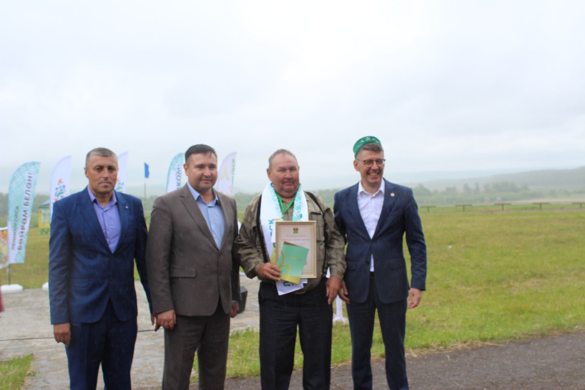 Лениногорск Сабан туенда аграрийларны бүләкләделәр (+фотолар)