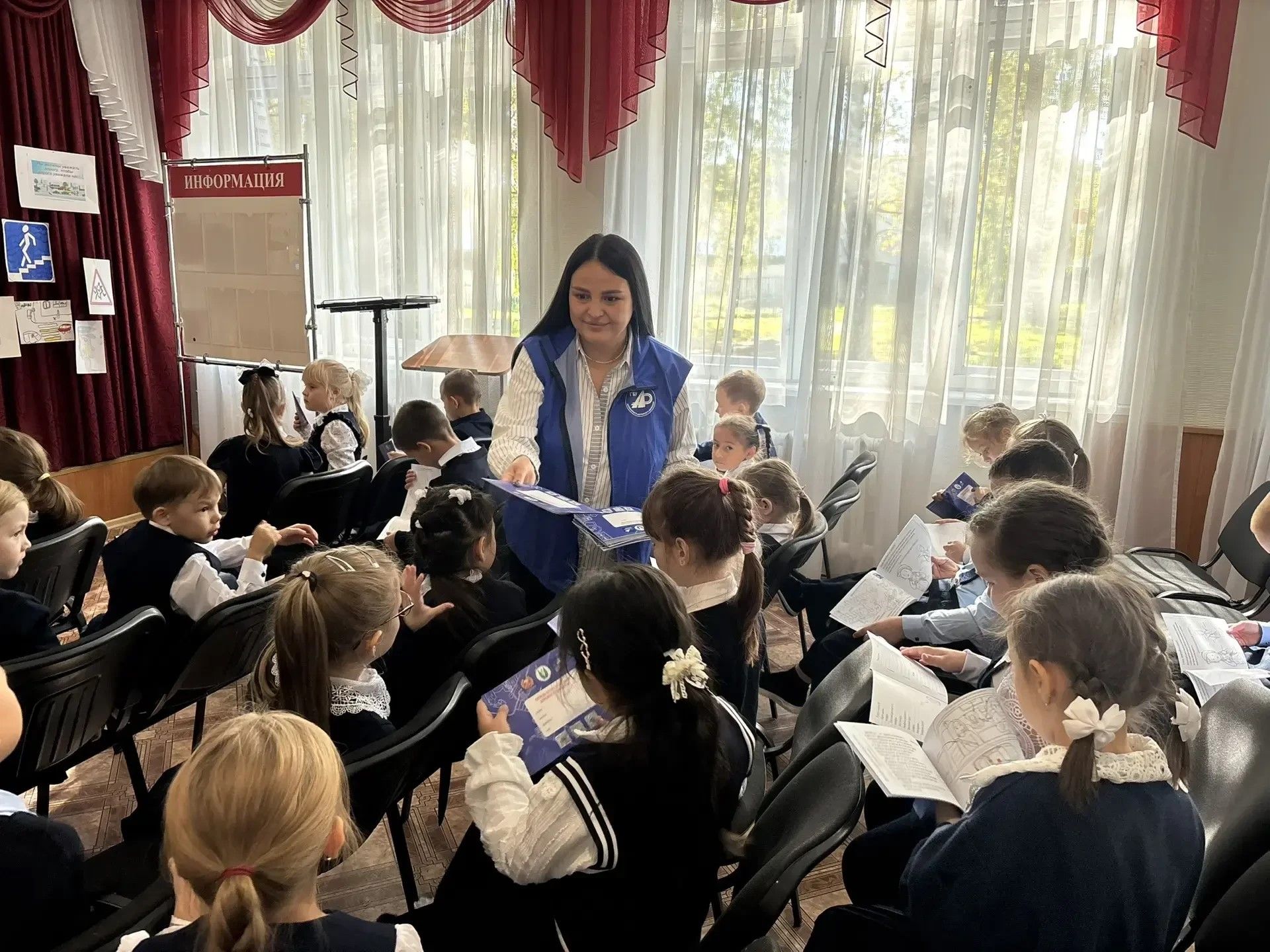 Лениногорскиның 10нчы мәктәбендә җәяүлеләр сафына кабул итү узды