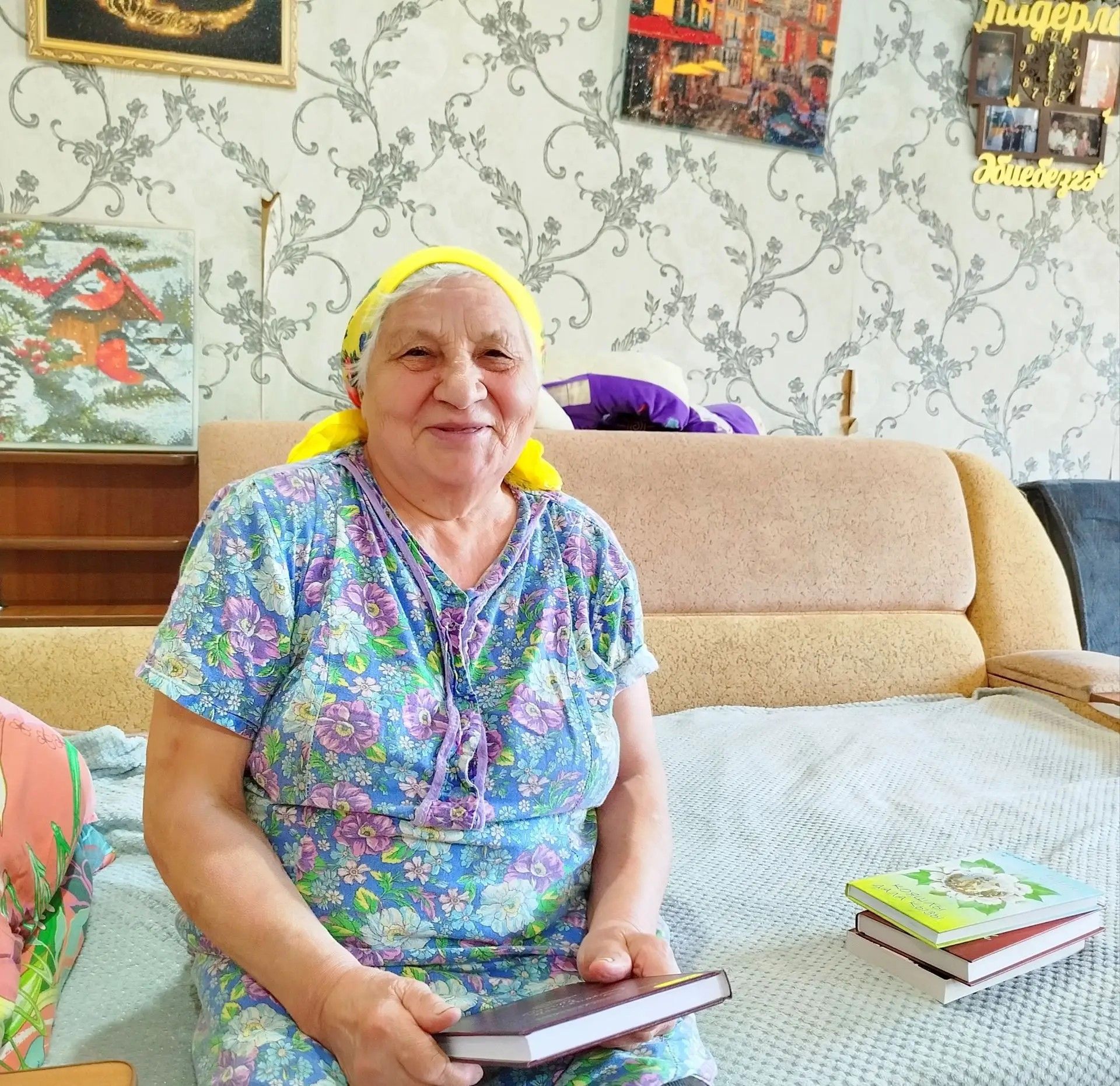 Китап илтү: Мичурин авылында китапханә өйгә «килә»