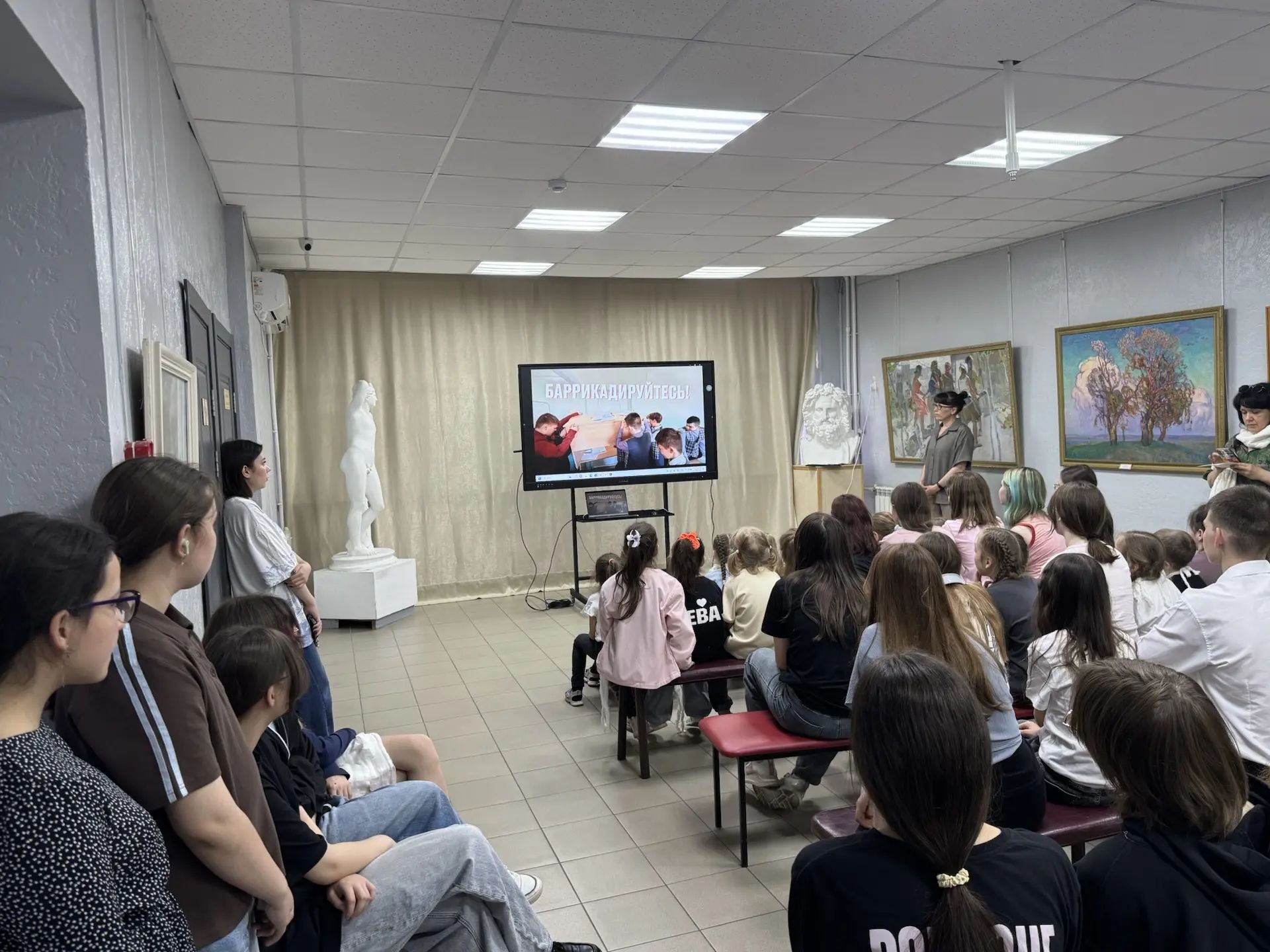 Лениногорск мәдәният учреждениеләрендә терроризмга каршы көрәштә бердәмлек көненә чаралар уза