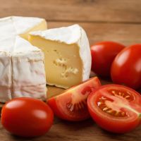 Камамбер сыры белән бик тәмле ризык