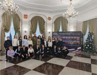 Лениногорск ЗАГС бүлегендә хәрби хәрәкәтләр ветераны белән мәктәп укучылары очрашты